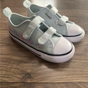 Converse Kids Velcro Blue Floral Stitch Sneakers